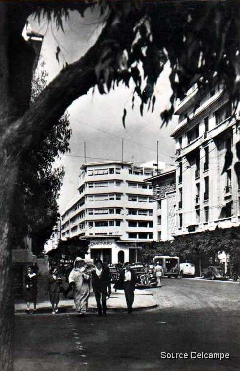 Maroc Casablanca Boulevard de Paris.jpg